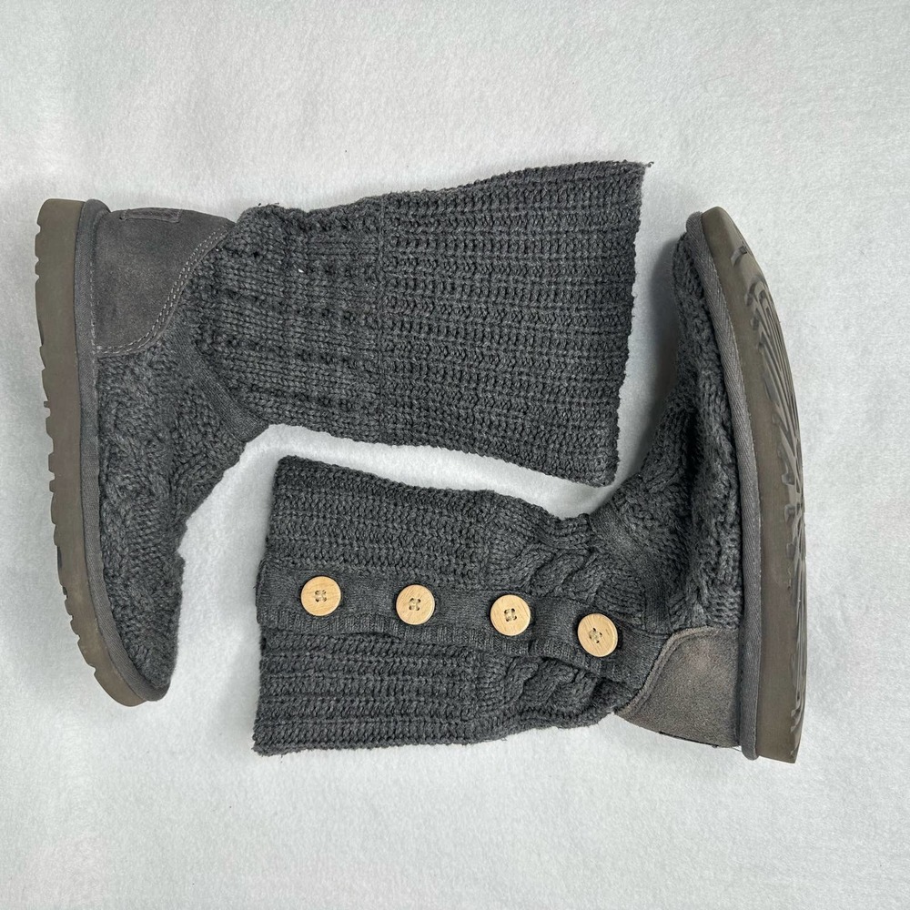 UGG Knit Sweater Boots 4 Button Detail Gray Womens Size 5